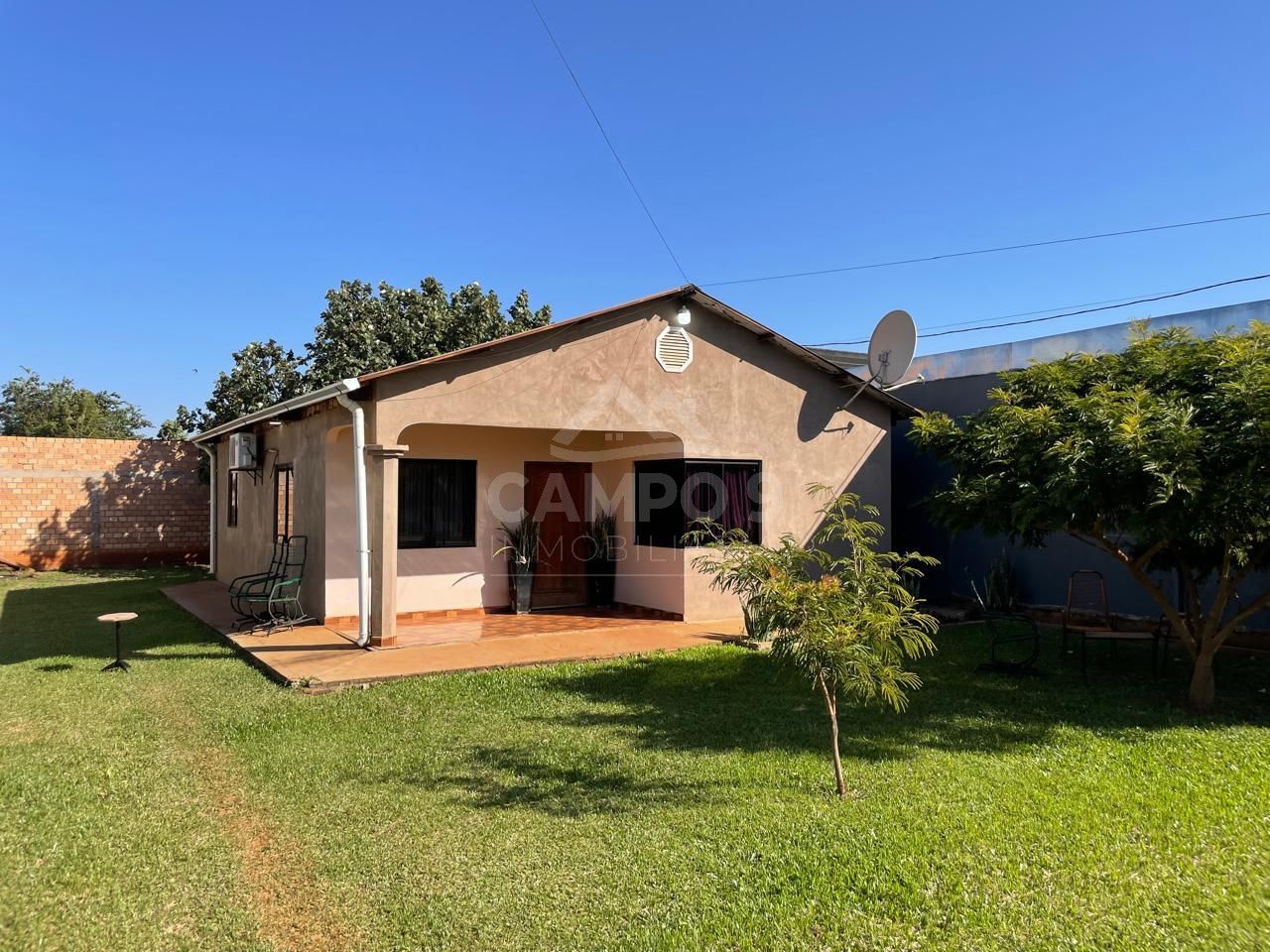 VENDO ESTA CASA