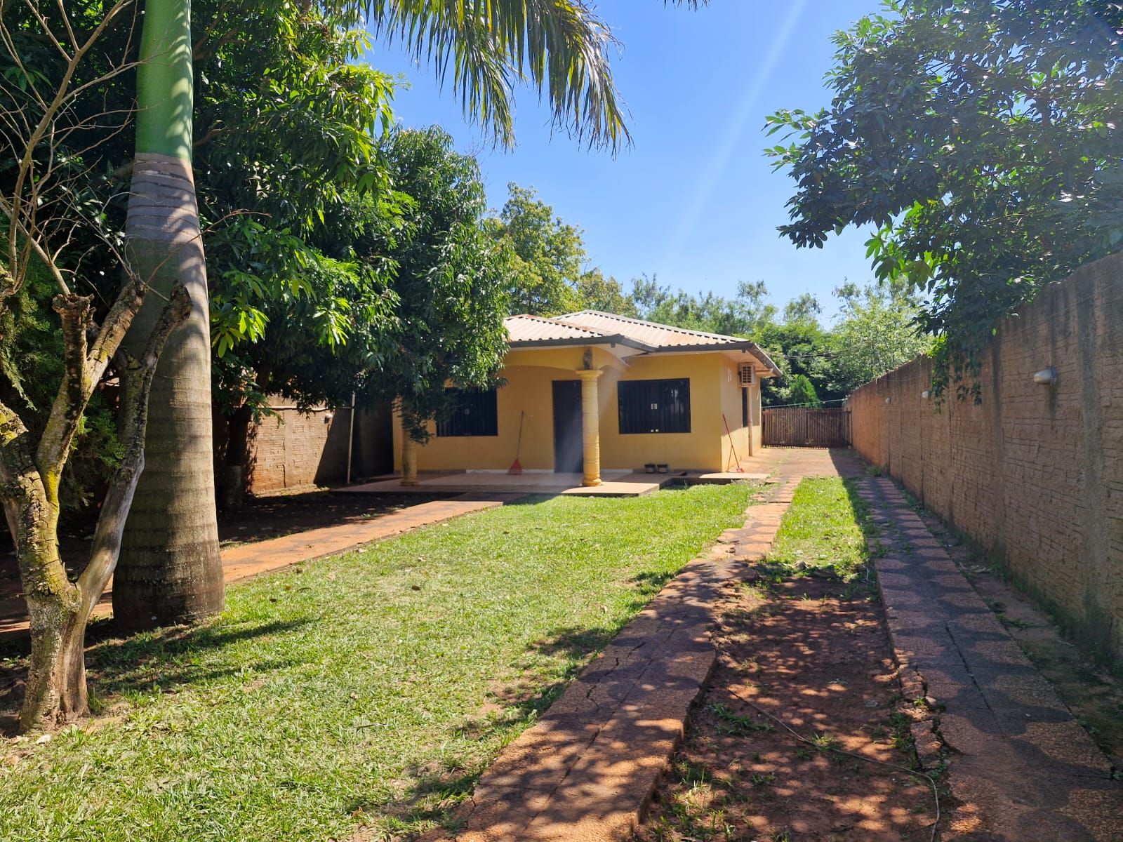 Alquilo esta casa totalmente amoblada